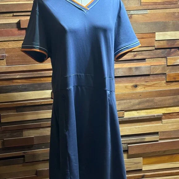 Sports Dress XL - Picture 1 of 5